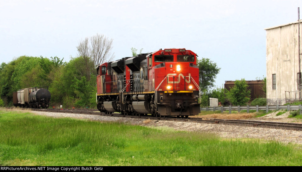 CN 8926